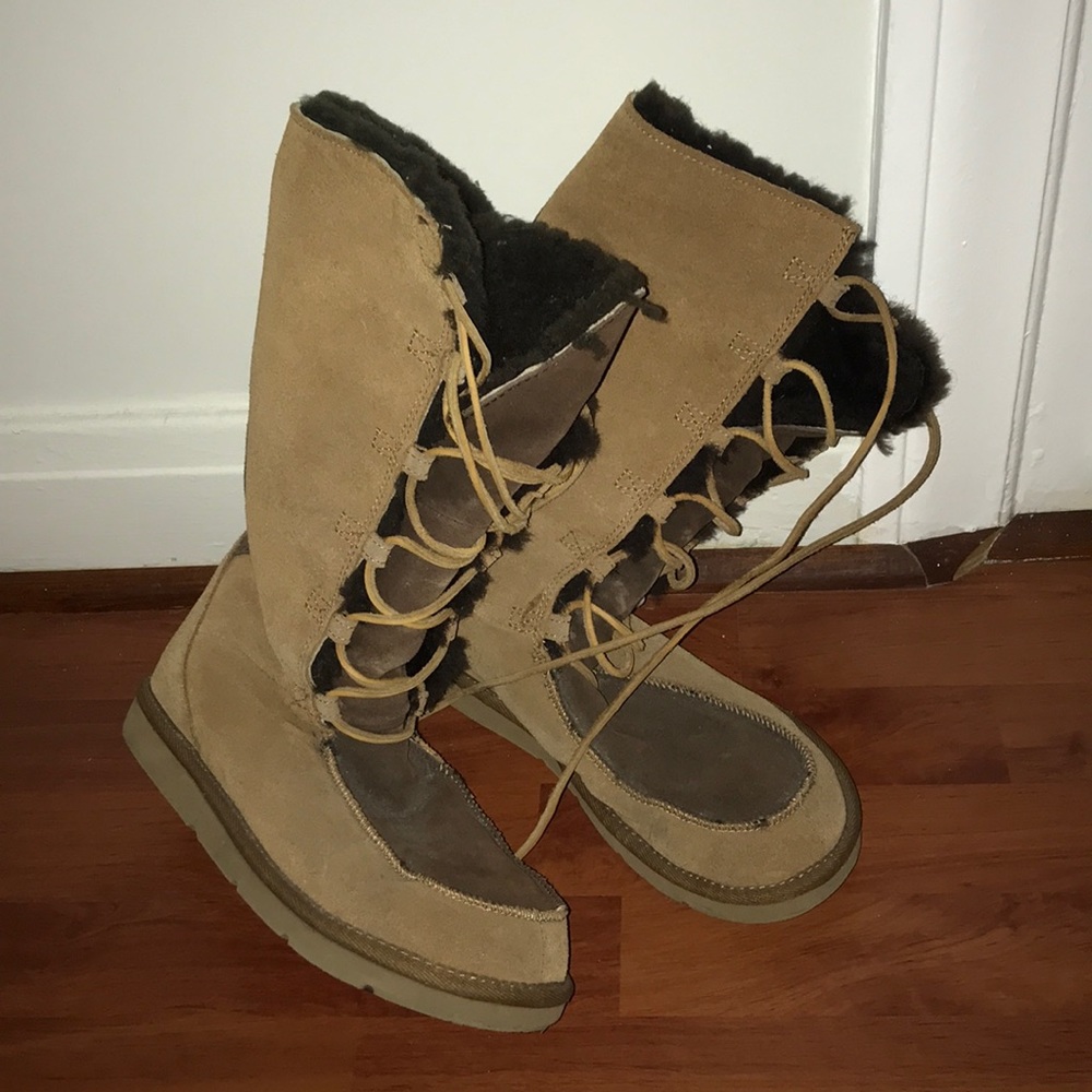 Genuine UGG Lace-Up Boots Size 9